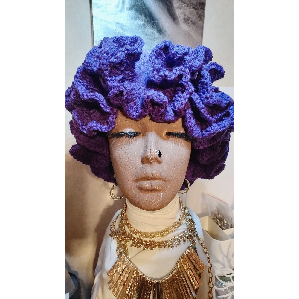 #L❤️VE:HANDMADE.  Crochet Ruffle HAT - Picture 3 of 6